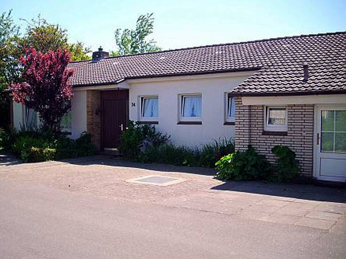 Bungalow für 6 Personen, mit Sauna und Terrasse sowie Garten, mit Haustier in Büsum - 3