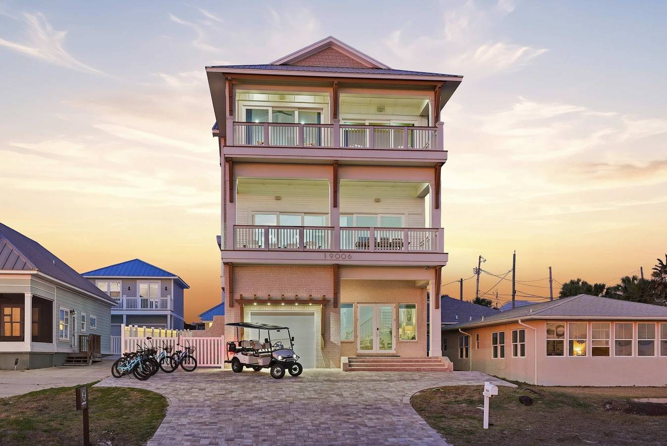New Family Lux Laguna Haven - 6 Seater Lsv - Bikes - Beachfront in Gulf Resort Beach, Emerald Coast
