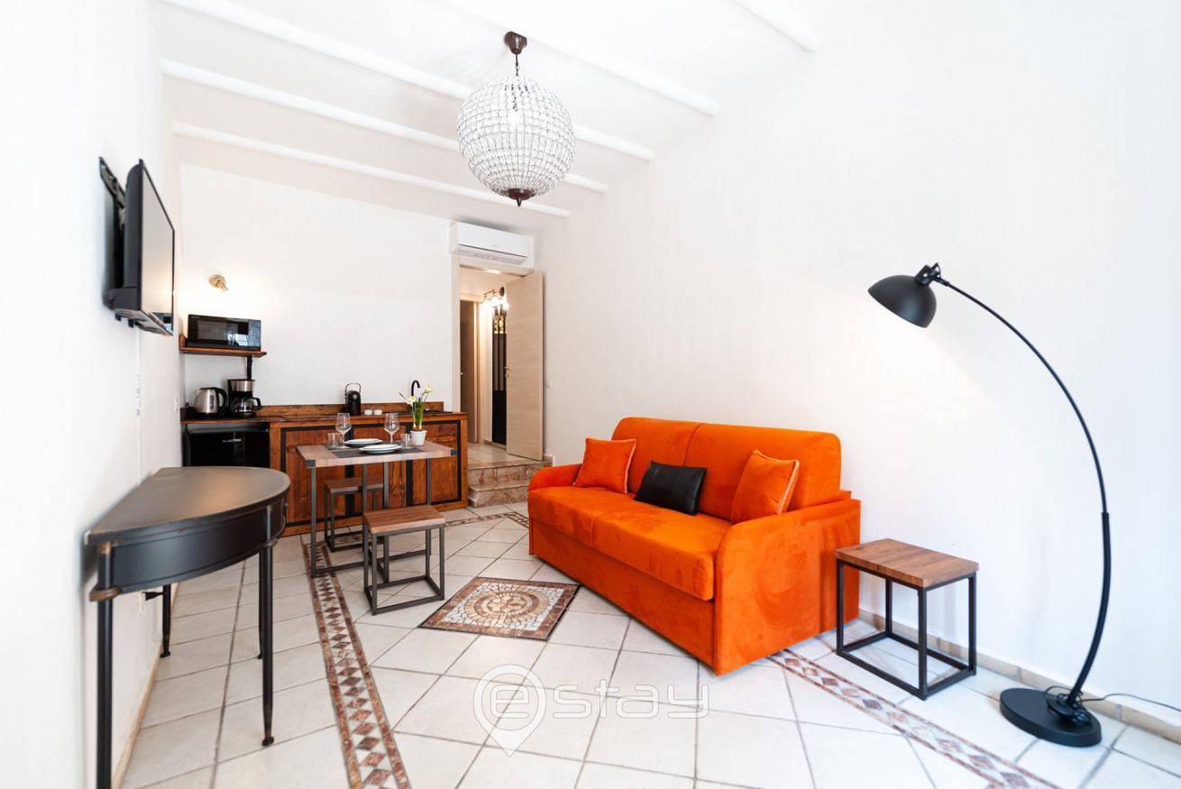 Entire apartment, Charm in Siotto Pintor in Stampace, Cagliari