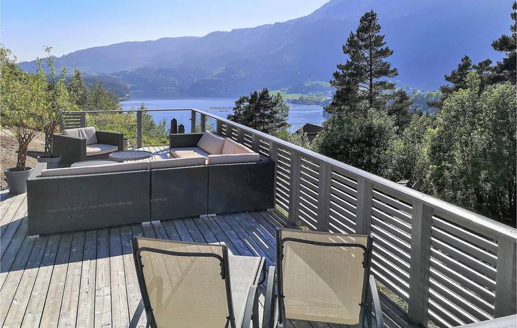 Ferienhaus für 8 Personen, mit Garten in Suldal - 2