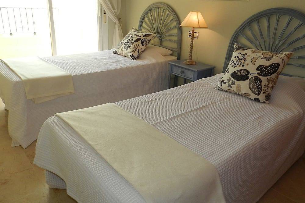 Book Your Holiday In Casa Borasco Marbella in Las Chapas, Marbella