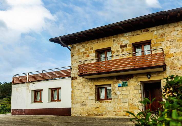 Casa rural para 8 personas, con vistas y jardín, Se admiten mascotas en Urola Costa - 2