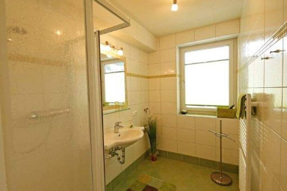 Geheel appartement, Appartement Helga - Appartement/fewo, Toilette und Bad/dusche Getrennt in Schladming, Schladming-Dachstein