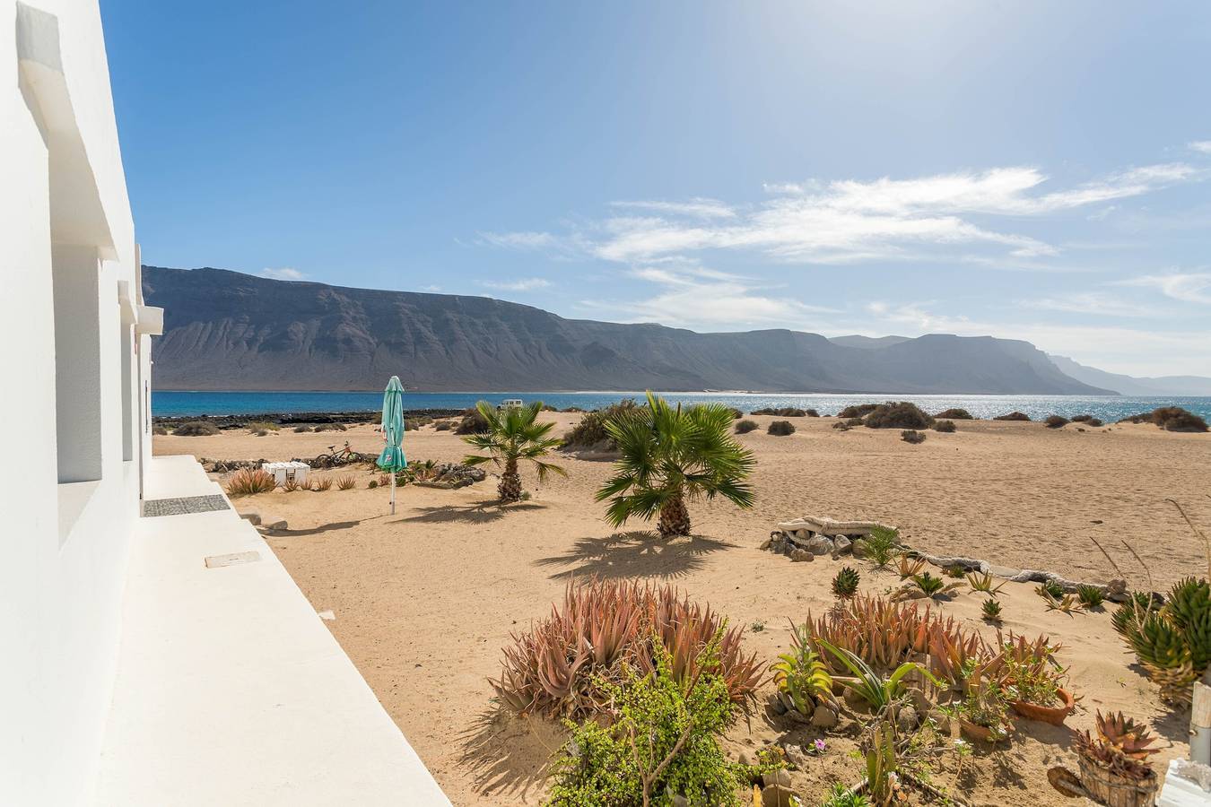 Ferienhaus "El Graciosero" in der Nähe dem Strand mit Meerblick, Wlan & Terrasse in La Graciosa, Parque Natural Archipiélago Chinijo