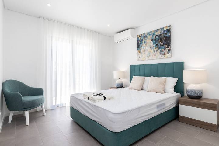 Location de vacances pour 6 personnes, avec terrasse et piscine dans Vila Nova de Cacela - 4