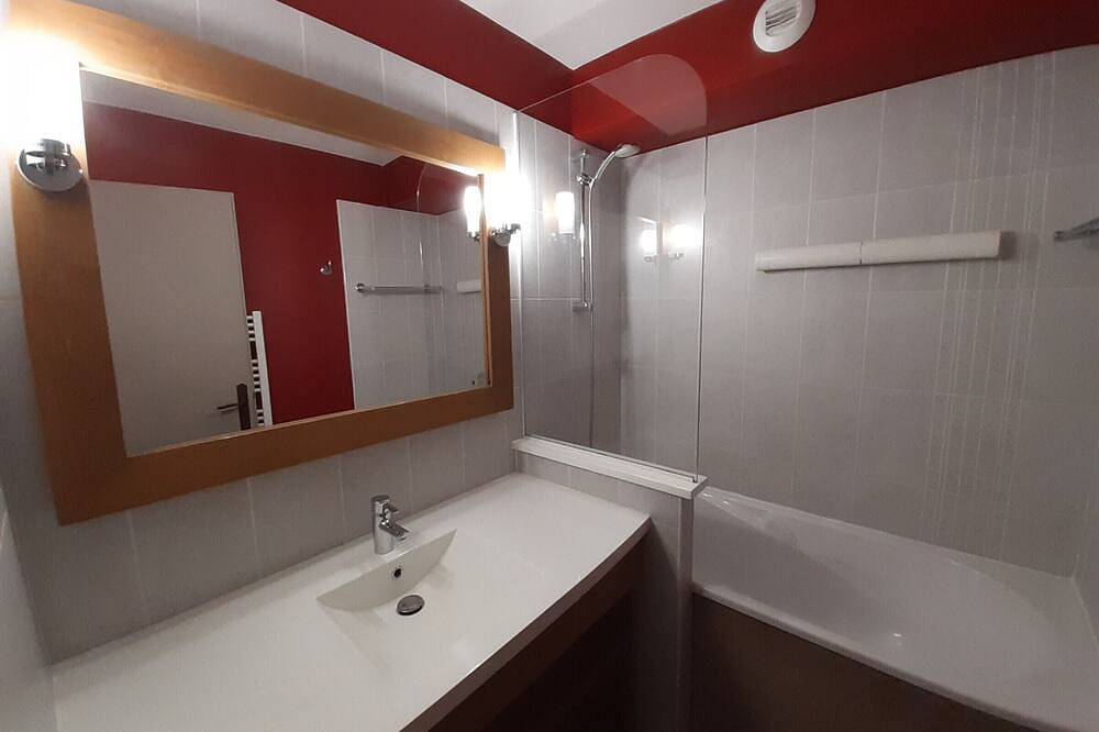 Entire apartment, Charming 2-room central apt, south balcony, parking, pets allowed in La Tania, La Perrière