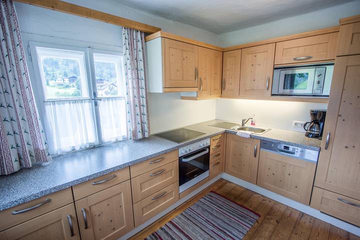 Vakantiehuis voor 14 personen, with Balkon and Terras as well as Tuin and Sauna in Flachau