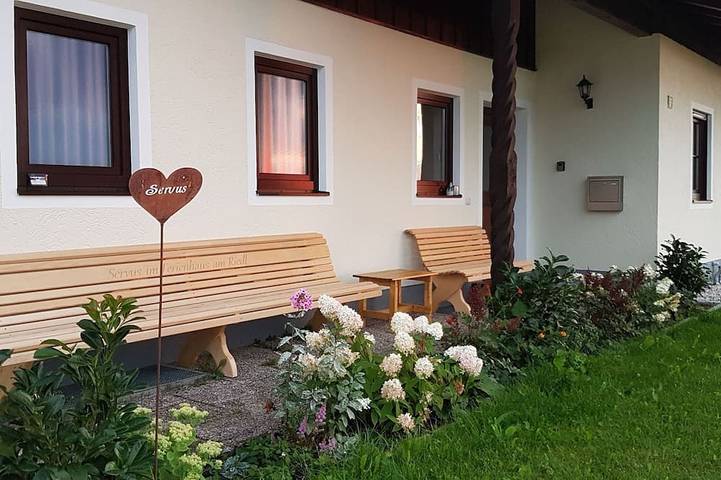 Ferienhaus für 8 Personen, mit Garten in Siegsdorf