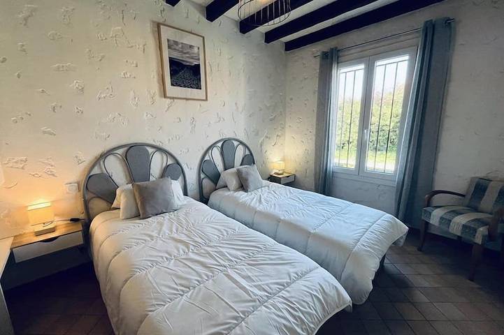 Location de vacances pour 6 personnes, avec jardin, animaux acceptés dans Plage des Bourdaines - 3