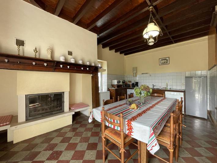 Gîte pour 6 personnes, avec jardin à Espoey - 2