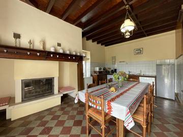 Gîte pour 6 Personnes dans Espoey, Région de Pau, Photo 1