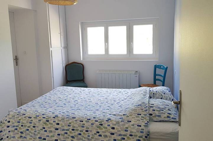 Location de vacances pour 14 personnes, avec jardin à Montigny-le-Chartif - 2
