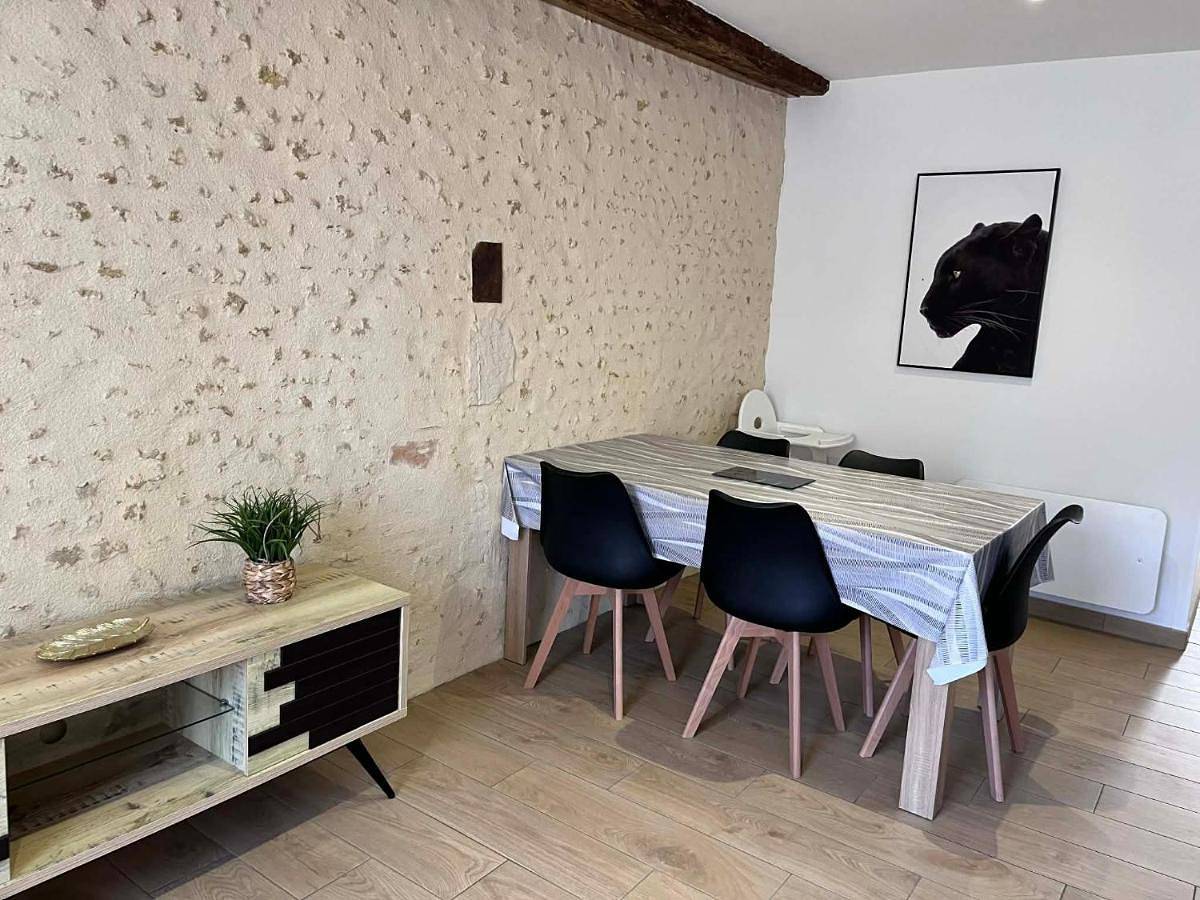 La p'tite maison in Courgains, Sarthe