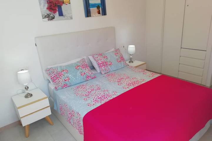 Entire apartment, Luxury 2 Bed Penthouse Apartment, Prime Location, Only 700 Metres From The Beach in San Pedro del Pinatar, Costa Cálida