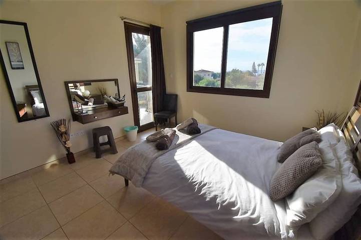 Location de vacances pour 8 personnes, avec jardin dans Πισσούρι - 4