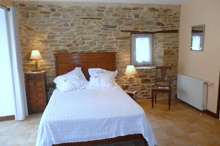 Gîte pour 12 personnes, avec jardin et terrasse à Saint-Gravé - 2