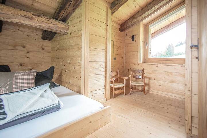Location de vacances pour 2 personnes, avec terrasse et jardin à Brienz - 3