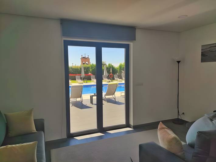 Ganze Ferienwohnung, Tiny House 'Casa Verde' mit Meerblick, Gemeinschaftspool und WLAN in Viana do Castelo Distrikt