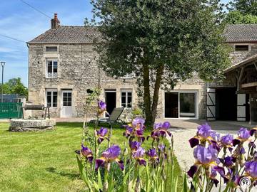 Gîte pour 5 personnes, avec jardin dans Leuglay