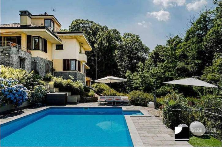 Villa con piscina per 6 persone sul Lago Maggiore