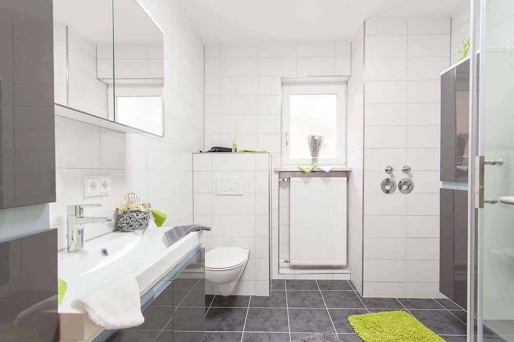 Ganze Wohnung, Neue, helle und großzügige Ferienwohnung \"Lisa\" (Eg) in Scheßlitz, Landkreis Bamberg