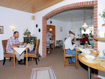 Bungalow für 3 Personen in Neuharlingersiel, Südliche Nordseeküste, Bild 3