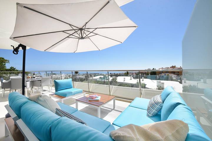 Location de vacances pour 6 personnes, avec Vue sur l’océan et Piscine dans Reserva del Higueron