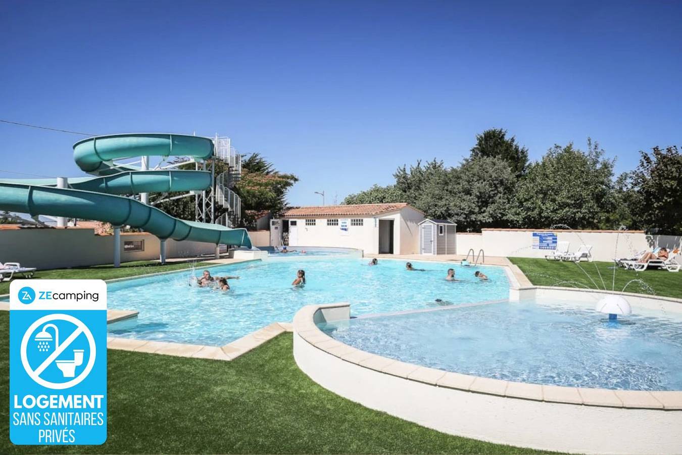 Zecamping 3 étoiles piscine couverte animations fitness tente Bbq 28m2 in La Mothe-Achard, Loire-Tal