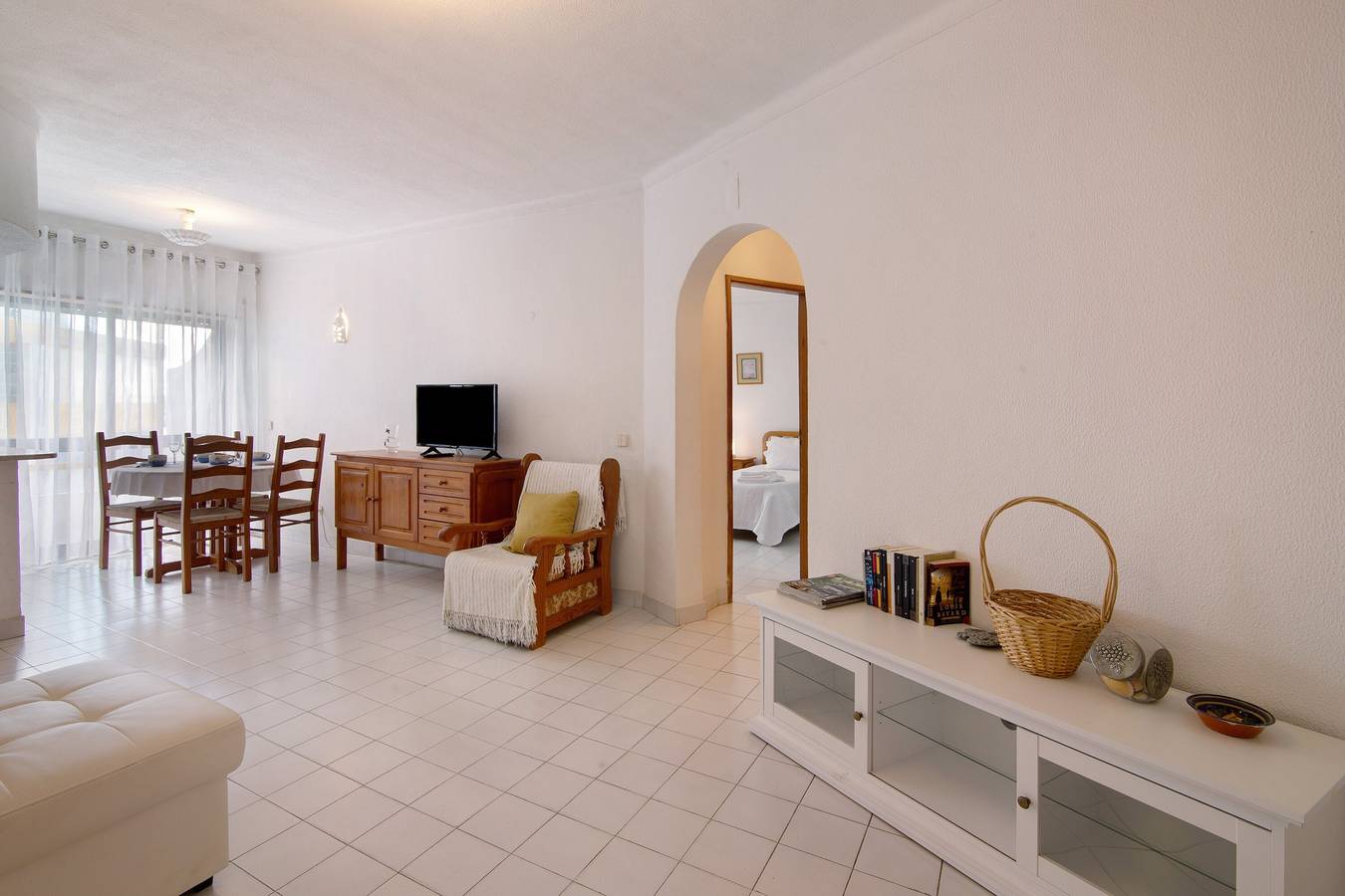 Appartamento intero, Appartamento 'T1 Antonio Henriques' con piscina condivisa, balcone e Wi-Fi in Monte Choro, Albufeira