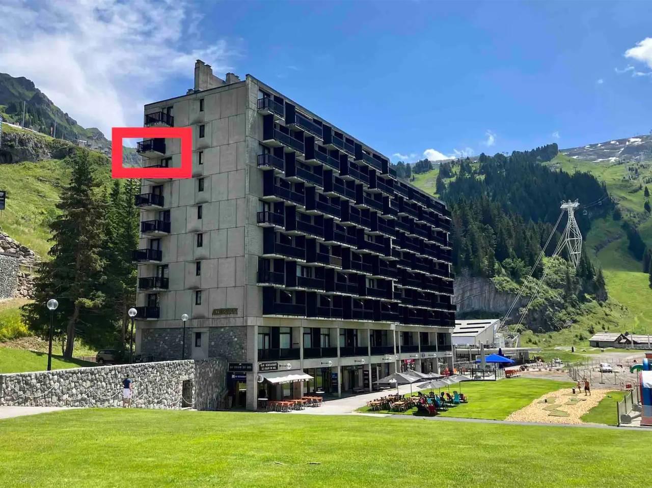 Appartement entier, Appartement 'Superbe Studio Idéalement Situé À Flaine Forum' avec vue sur les montagnes et balcon in Flaine, Arâches-la-Frasse