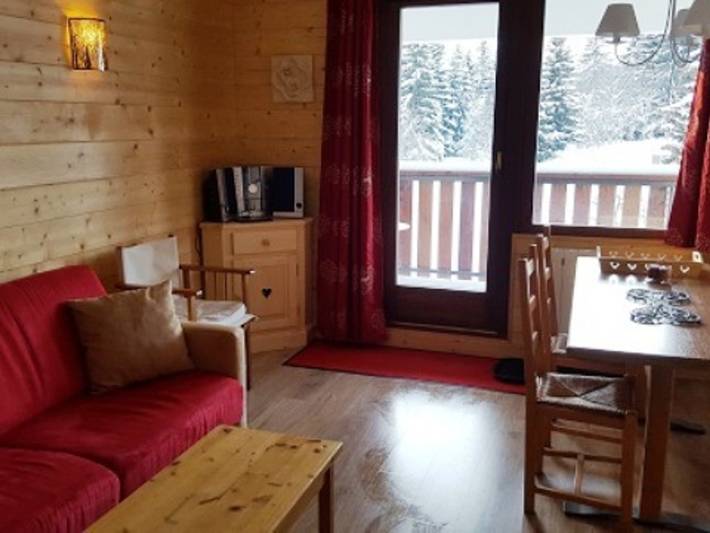 Gîte pour 6 personnes, avec piscine à Praz de Lys - 2