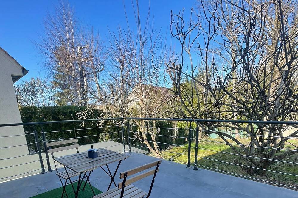 ❤️Suite with Jacuzzi privé❤️ 20min from Fontainebleau in Melun, Seine-et-Marne