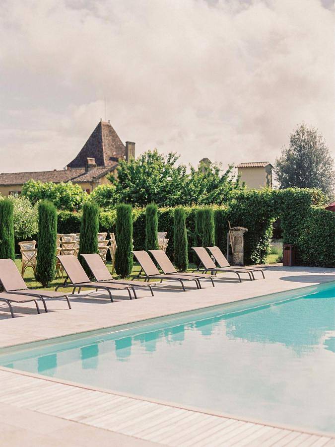 Maison d’hôte pour 34 personnes, avec piscine et terrasse à Couze-et-Saint-Front