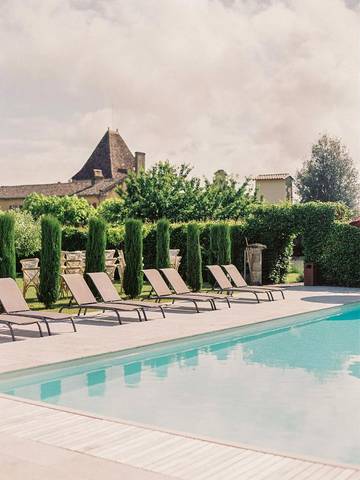 Maison d’hôte pour 34 personnes, avec terrasse et piscine à Couze-et-Saint-Front