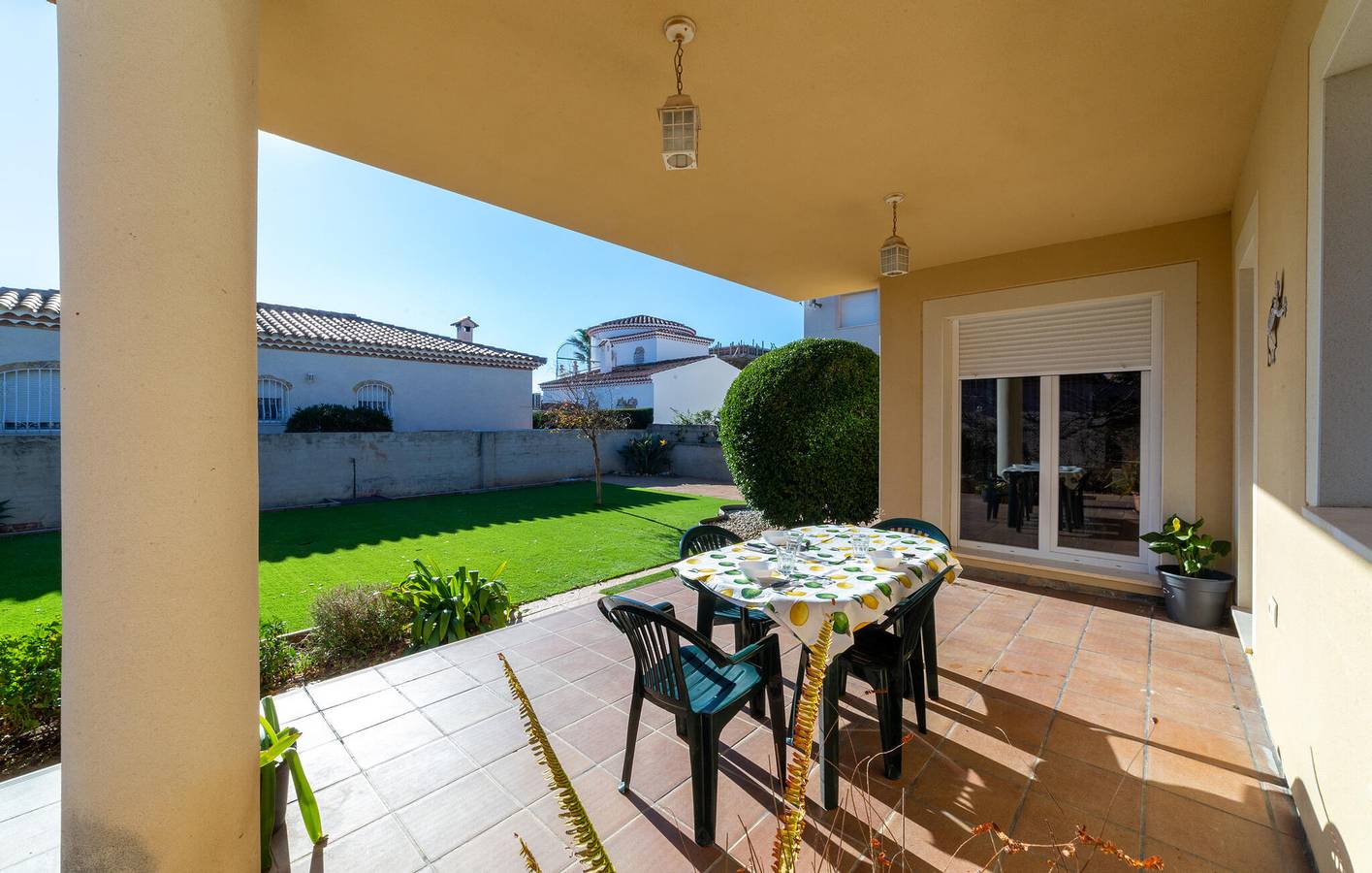 Acogedor apartamento de 90m2: Aparcamiento, AC, Parrilla, WiFi, 1,5 km de Cala Misteri in Montroig, Costa Dorada
