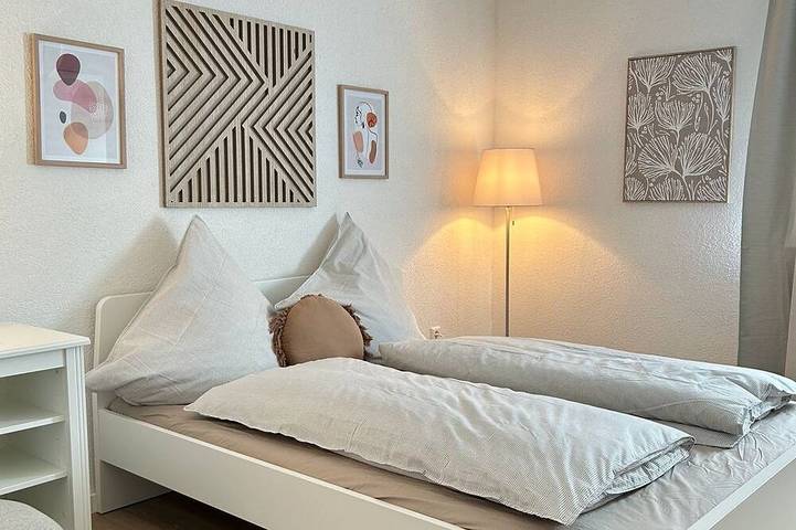 Ganze Wohnung, Stylische 80 m2 Ferienwohnung am Schloss – Ruhig, Zentral & Familienfreundlich! in Bruchsal, Kraichgau