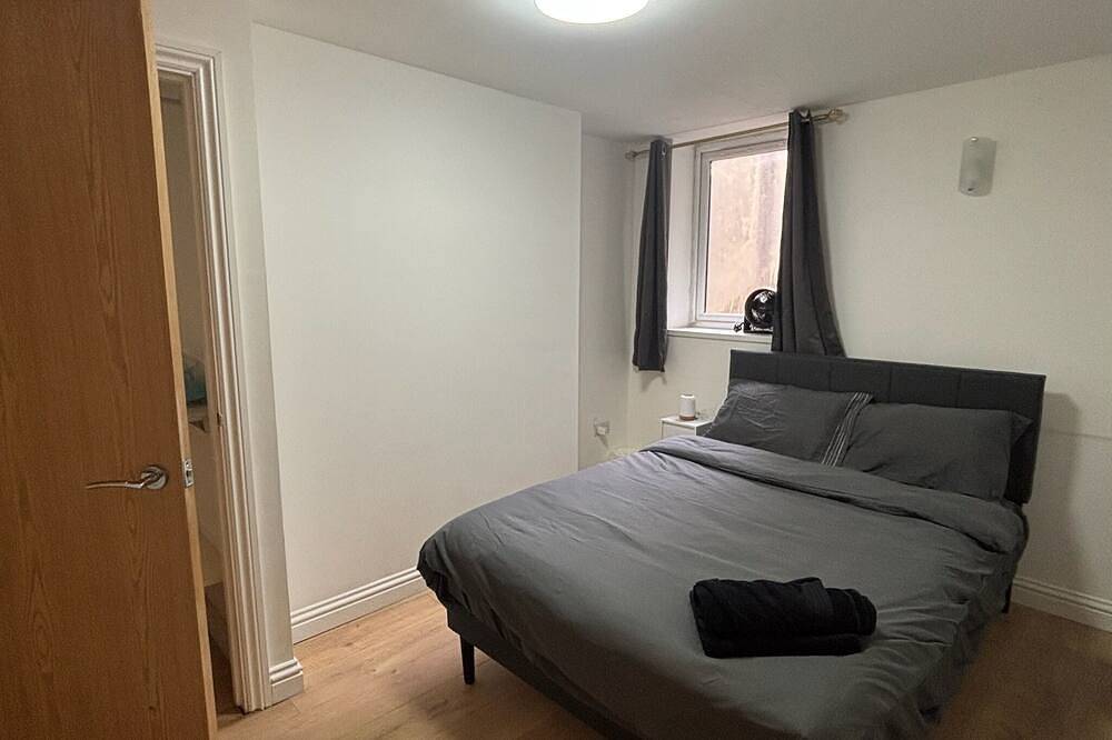Ganze Wohnung, Cardiff Hideaway w/ Private Garden & Hot Tub in Cardiff, Cardiff und Umgebung