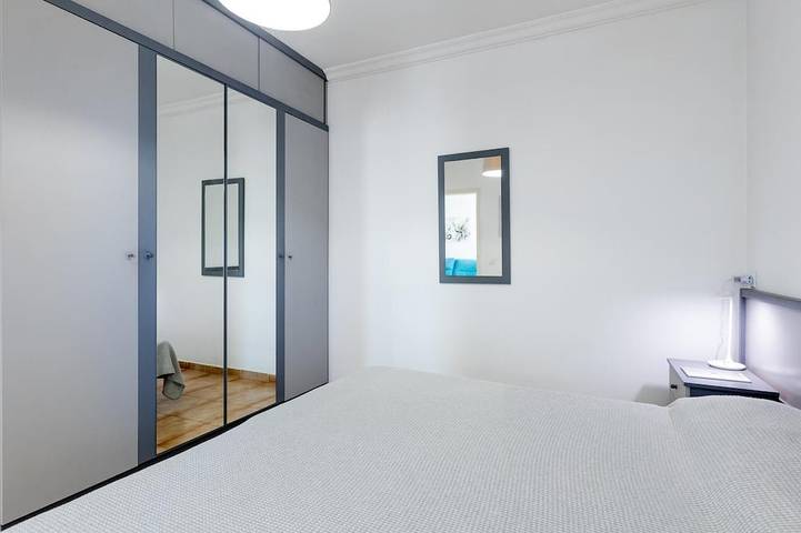 Entire apartment, 535 Primavera Bright Accommodation With Pool in Playa de LA BALLENA (Arona), Arona