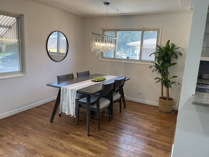 Vacation rental for 8 people, with terrace and yard in Aurora