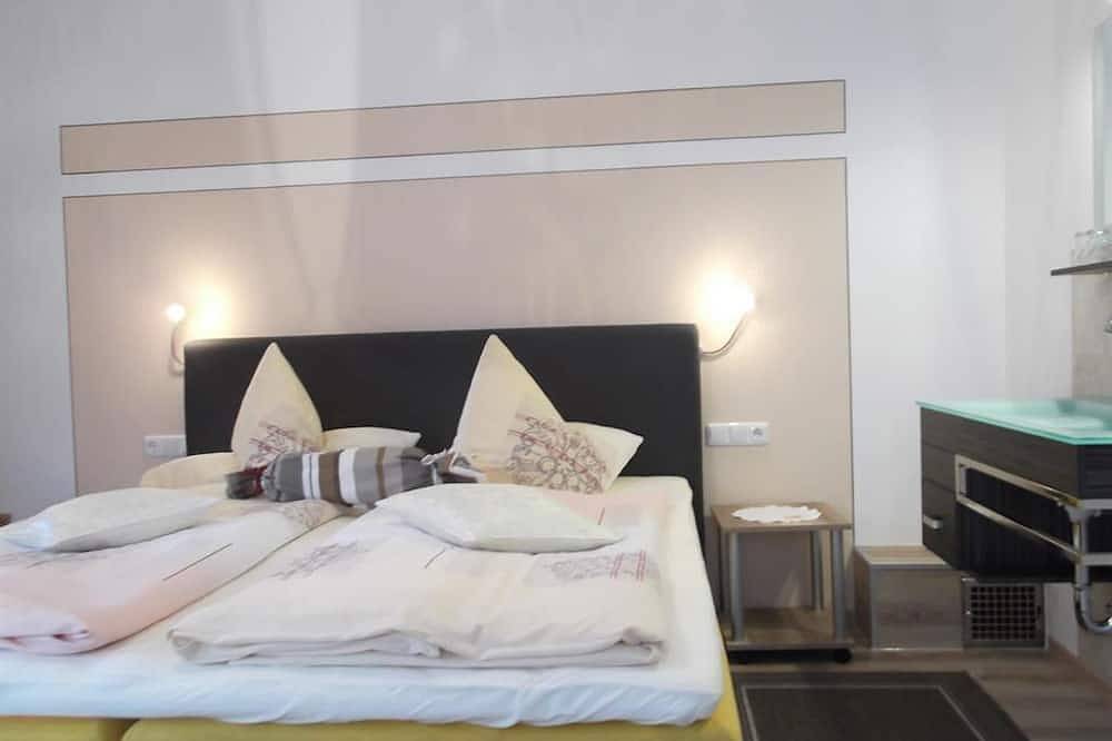 Ganze Wohnung, Doppelzimmer (Nr. 1) - Gästehaus Daser in Unterammergau, Bayerische Alpen