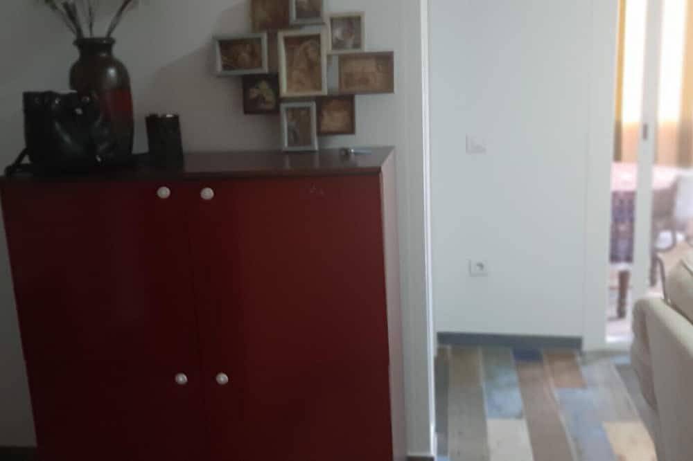 Apartamento 1 habitacion y un baño sofa cama en el salon terraza in Garrucha, Costa de Almería