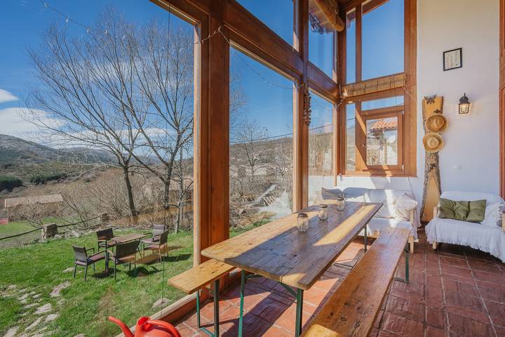 Casa rural para 6 personas, con Jardín en Navacepedilla de Corneja - 2