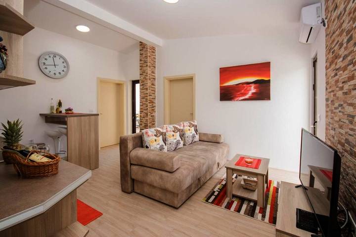 Ferienwohnung für 2 Personen, mit Garten, mit Haustier in Montenegro - 4