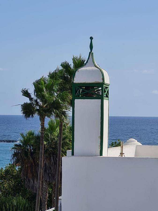 Two-Bedroom House in Costa Teguise, Teguise