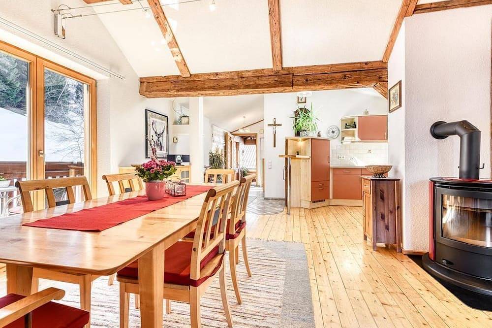 Ganze Wohnung, Chalet Fischer by A-Appartments - Chalet in Bürserberg, Brandnertal