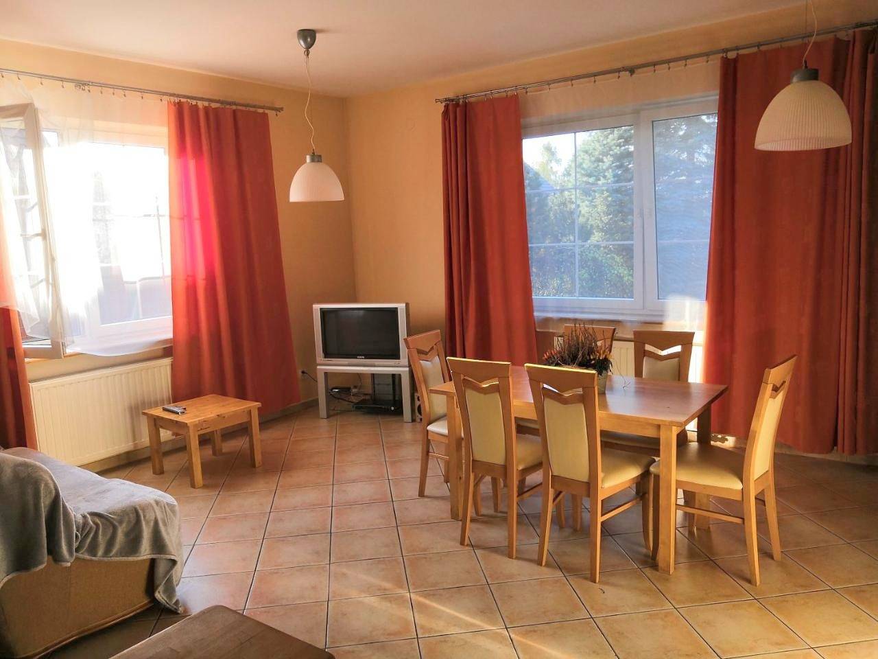 Three-Bedroom Villa in Swoszowice, Krakau