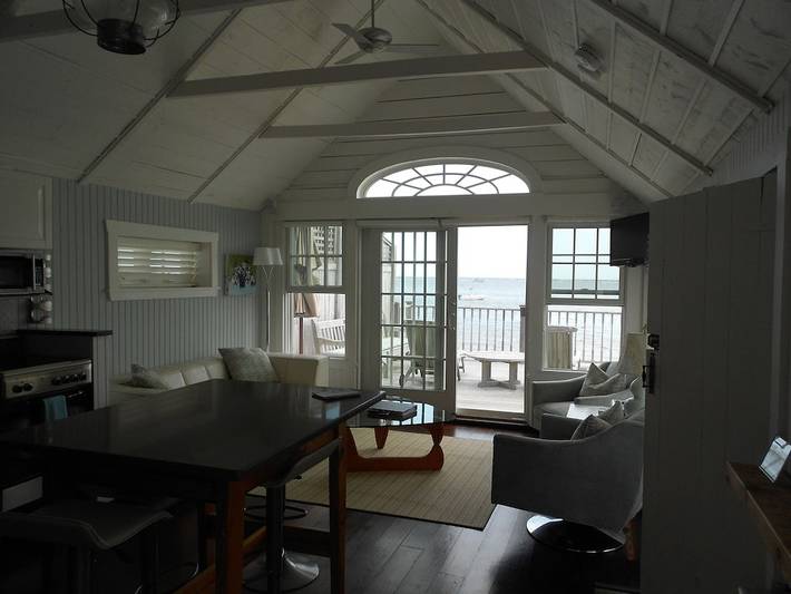 Cabin for 2 people, with terrace, with pets in Cape Cod