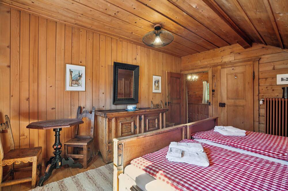 Charmantes Engadiner Chalet in St.Moritz. Historisches Flair und perfekte Lage in St. Moritz 3 Bad, St. Moritz