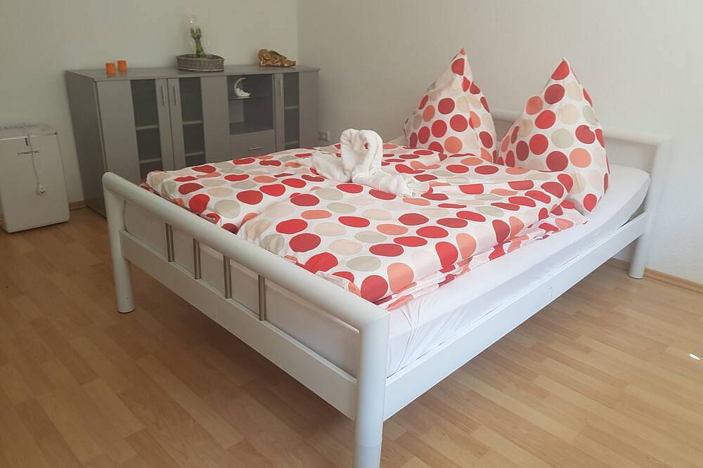 Ganze Wohnung, Ferienwohnung \"Im Mühlbachtal\" - Loreley - Koblenz - Rüdesheim - Wiesbaden in Miehlen, Lahn-Taunus