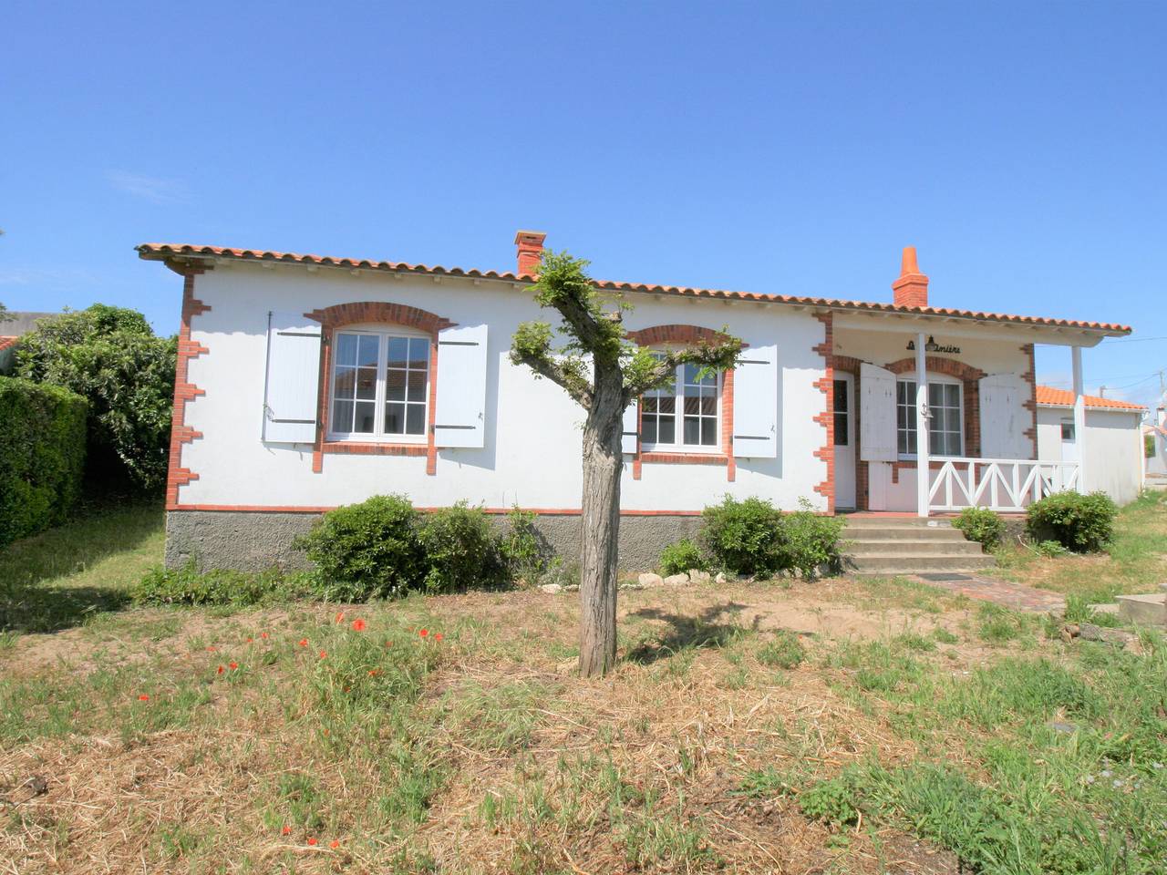 Central House Near Beach with Garden and Parking in La Tranche-sur-Mer, Vendée